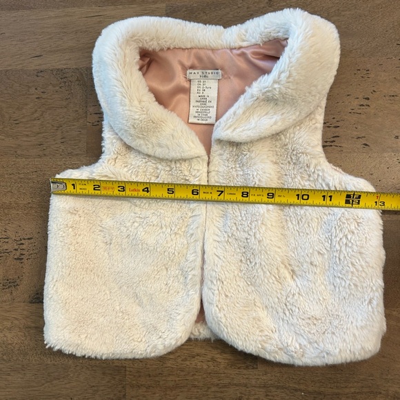 2 Pack Toddler Faux Fur Vests 2T-3T - Picture 7 of 8